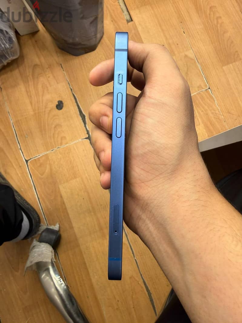 Apple - iPhone 13 4