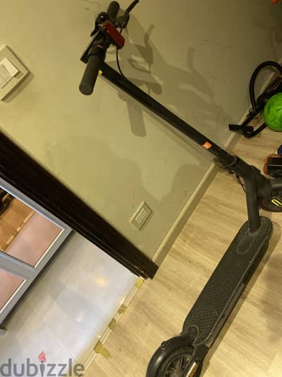 Xiaomi mi electric scooter pro 2 in great condition. top speed 25 km/h,
