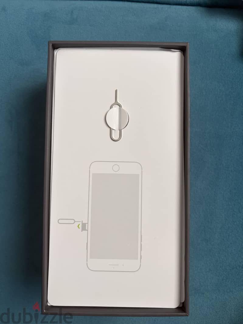 Apple - iPhone 8 Plus 2