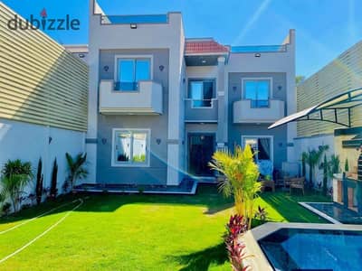 Villa 300 meters in a prime location
