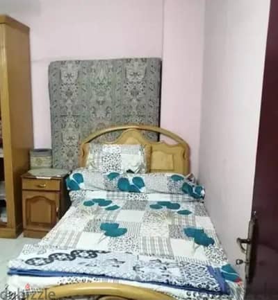 سرير خشب ١٢٠ سم بالملل بدون مرتبة . . . متاح تفاوض بسيط