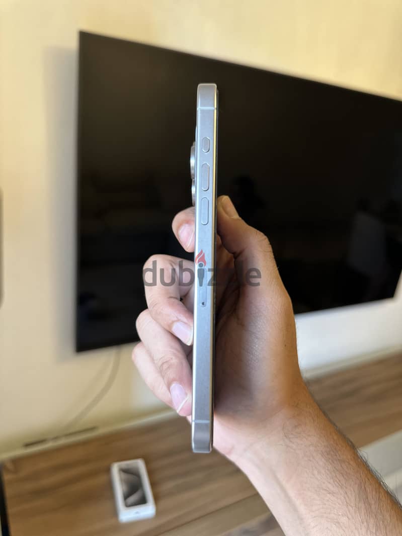 Apple - iPhone 15 Pro Max 6