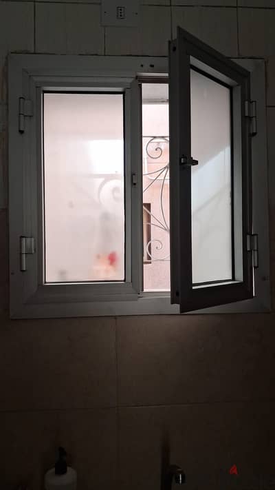 شبابك مطبخ الوميتال للبيع
