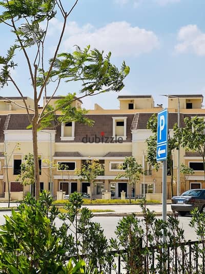 ڤيلا للبيع في كمبوند سراي مساحة 235متر توتال سعرها 11 مليون علي طريق السويس امام مدينتي بمقدم 2 مليون