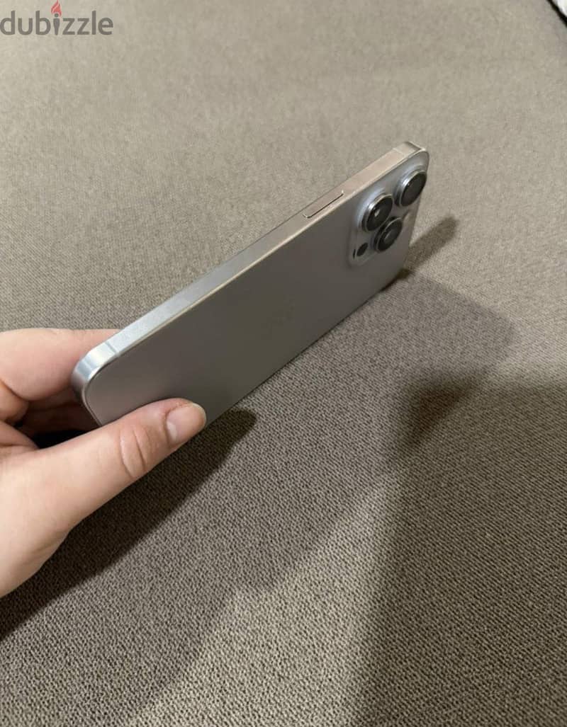 Apple - iPhone 15 Pro Max 256 G 2