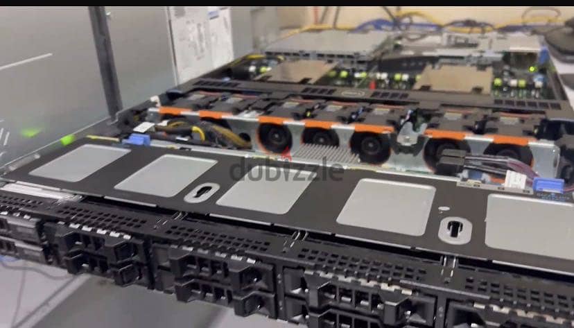 Dell EMC PowerEdge R630 3