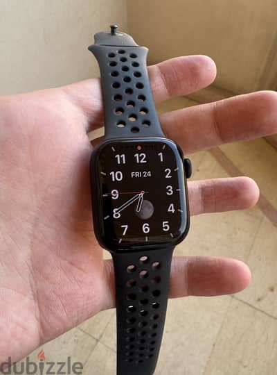 Apple watch series 7 nike