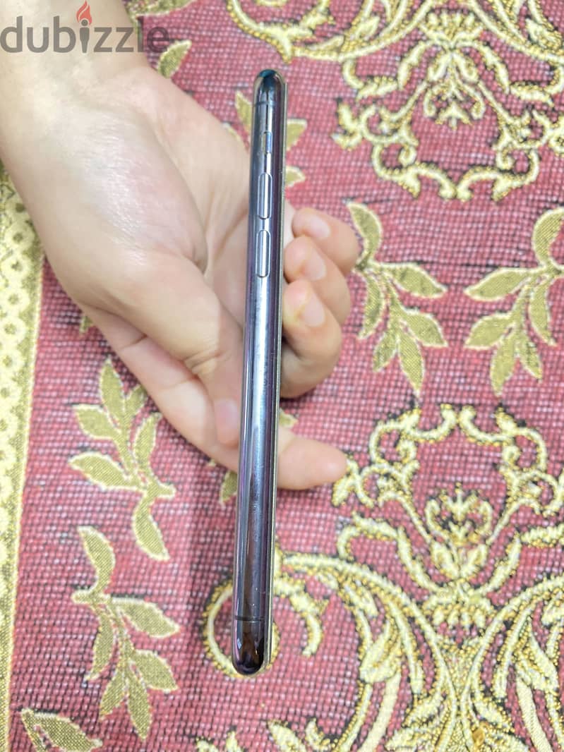 Apple - iPhone 11 Pro 4