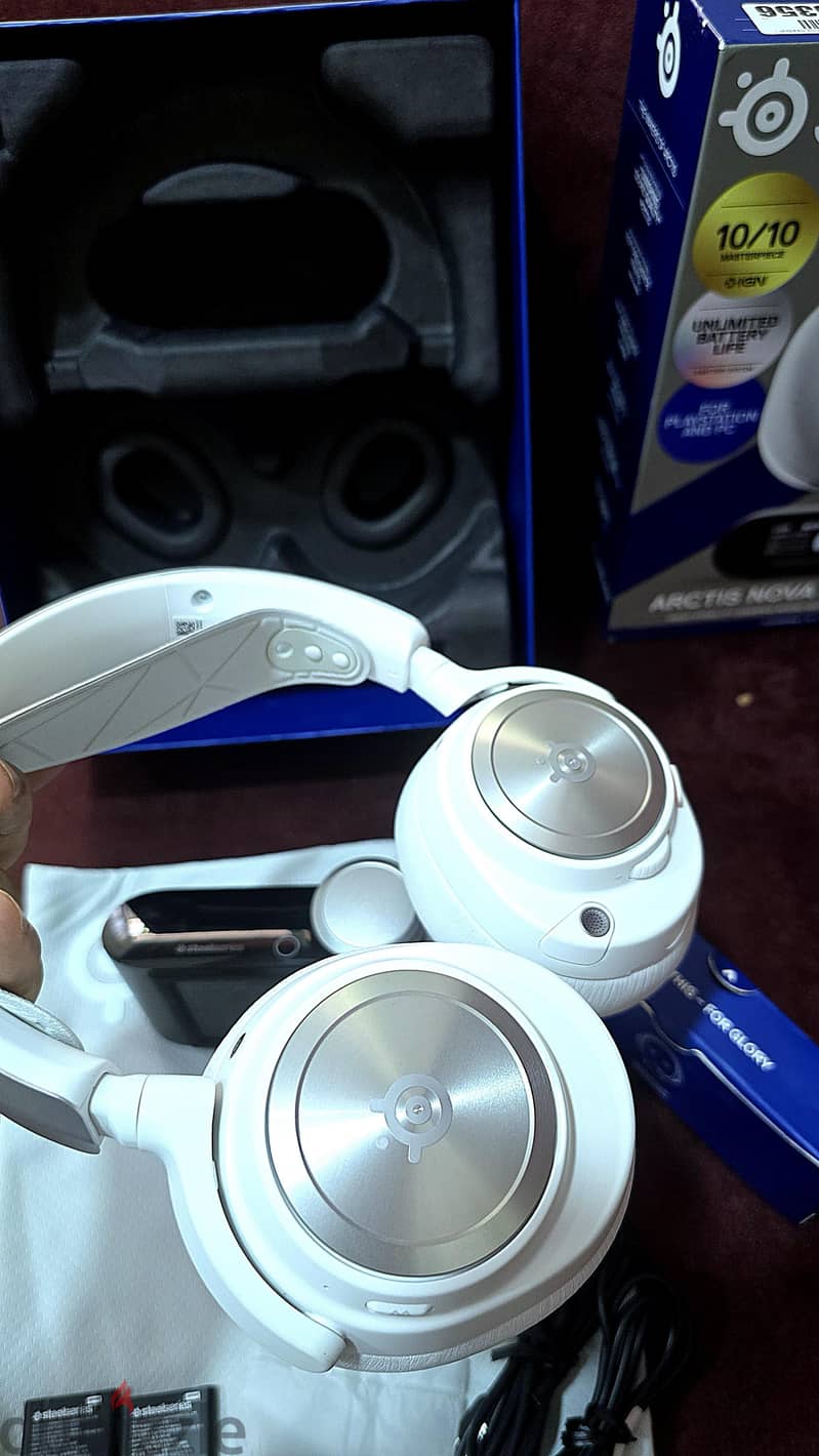 Steelseries Arctis Nova Pro Wireless Gen2 1