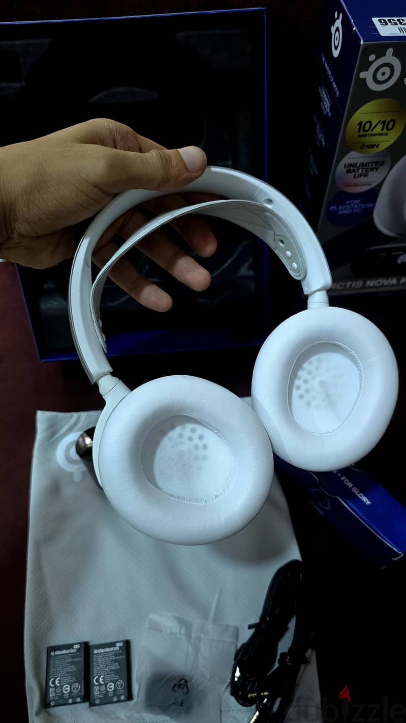 Steelseries Arctis Nova Pro Wireless Gen2 3