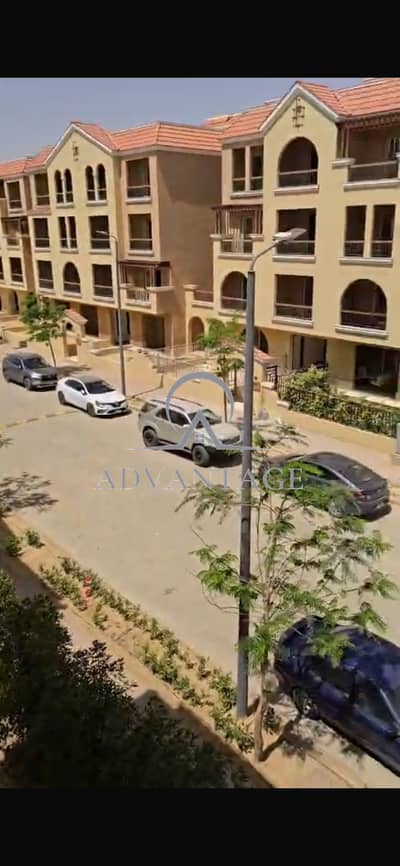 شقة للبيع 144 م في كمبوند المعادي فيو بمدينة الشروق – دور ثاني – نصف تشطيب – استلام فوري – فرصة مميزة للسكن أو الاستثمار