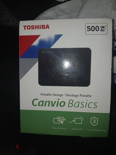 هارد خارجي Toshiba Canvio Basics مساحة 500 جيجابايت.