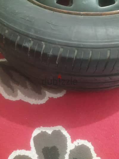 كاوتش  بالحنط مقاس 13
