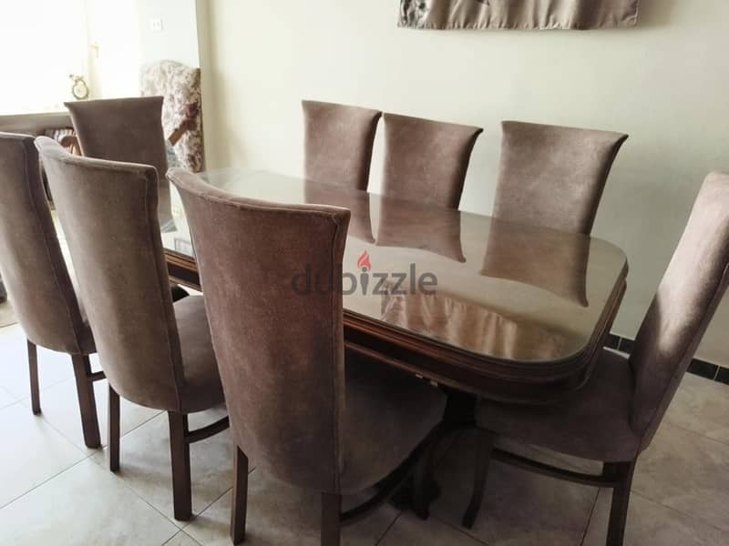 Classic dining room 1