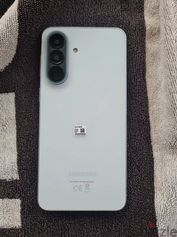 Samsung A57 3