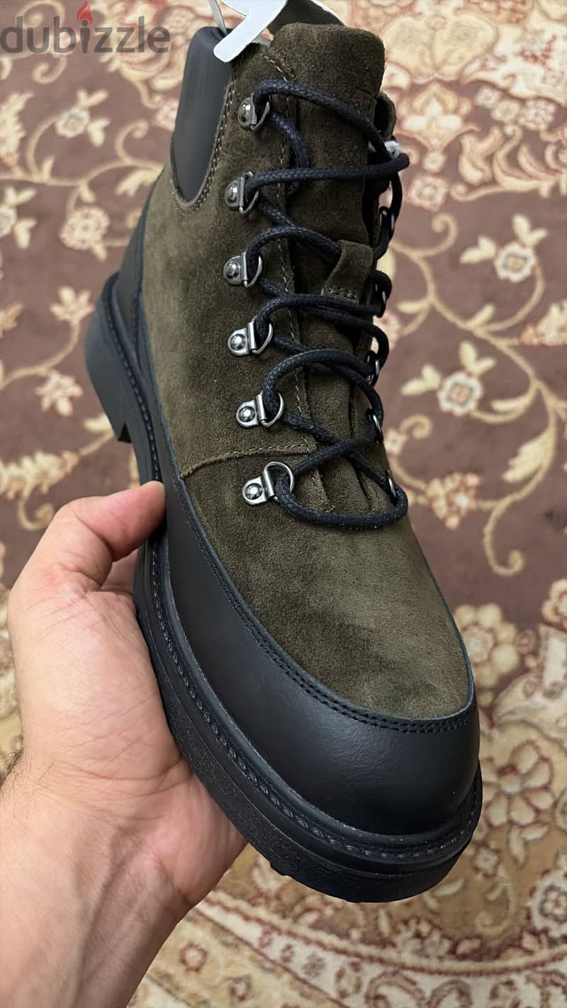 Geox leather boot size 43 1
