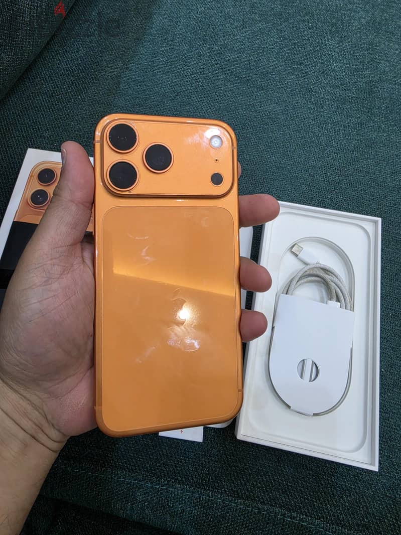 Apple - iPhone 17 Pro Max 4