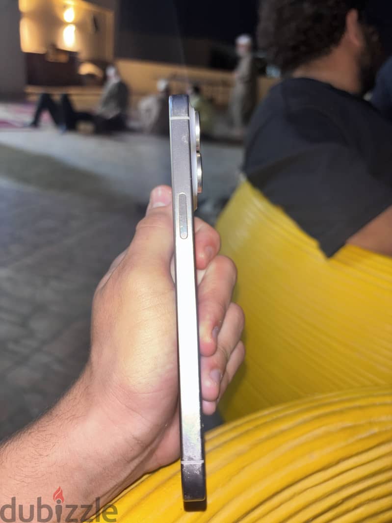 Apple - iPhone 15 Pro Max 3