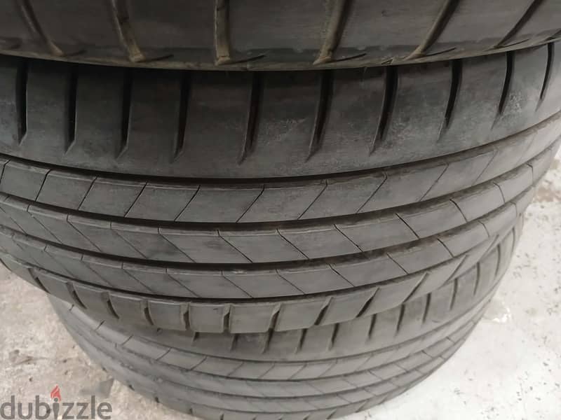 BRIDGESTONE T005 225/45 R18 3