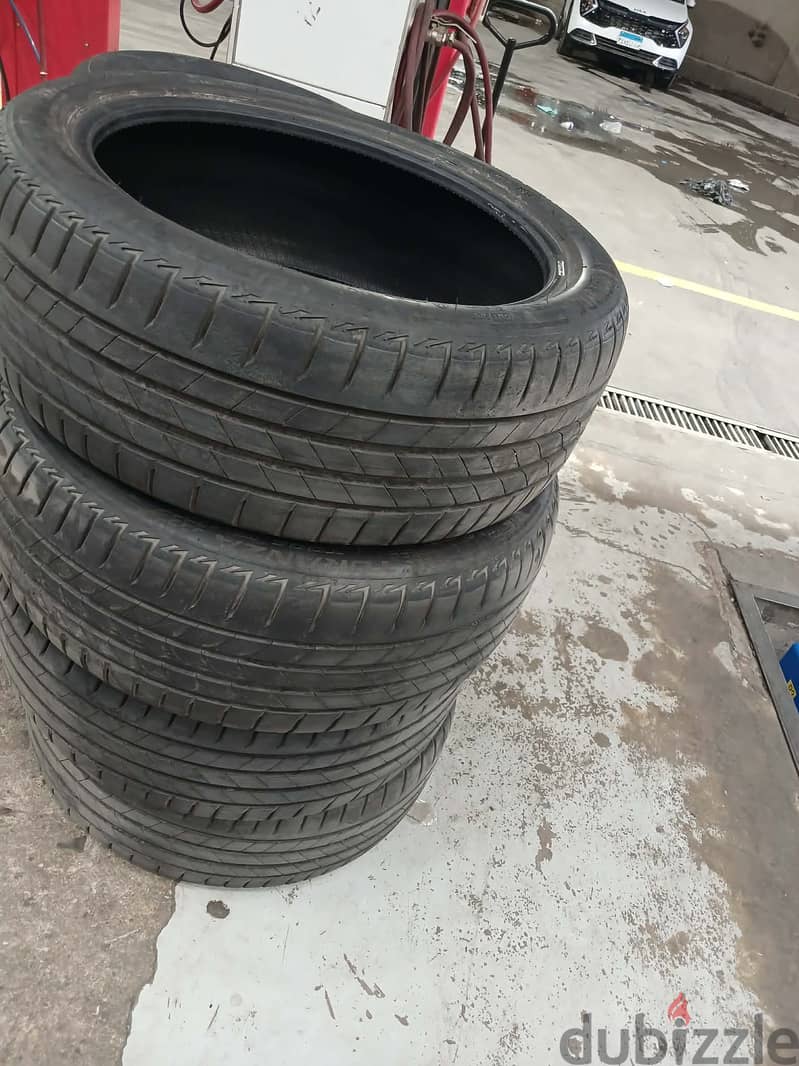 BRIDGESTONE T005 225/45 R18 5