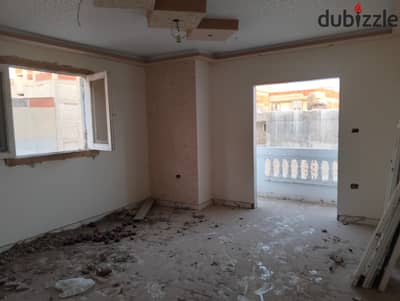 120 m apartment for sale, super lux finish, all utilities available: water, electricity, natural gas, and elevator. 3 bedrooms, 2-piece reception, kitchen, bathroom, 6th floor, upper, in Alexandria, Al Agami, kilo 21, October entrance, before the gate, in a very distinguished location.