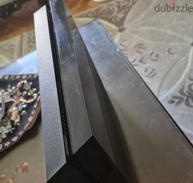 PS4 fat used like new 1