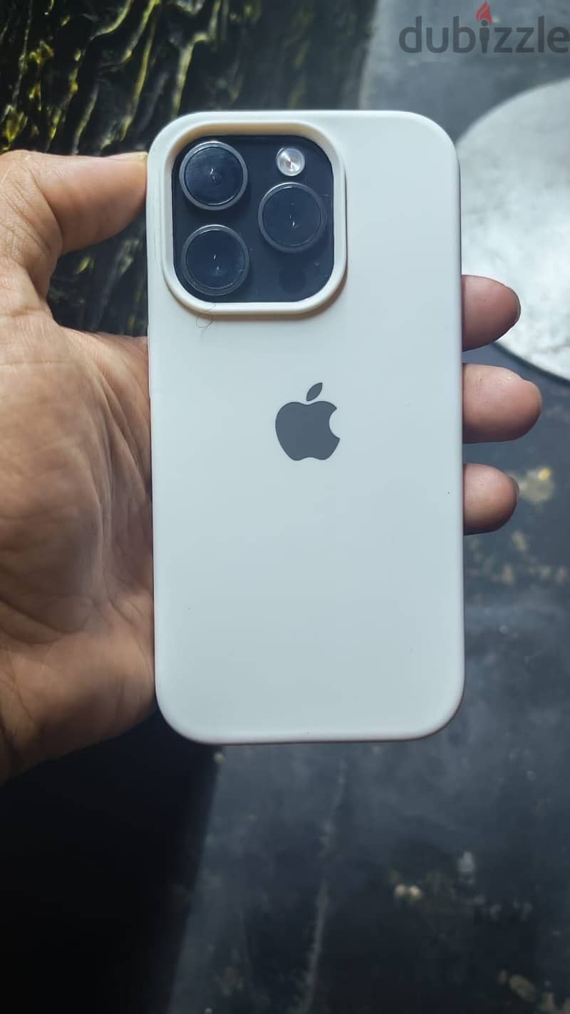 Apple - iPhone 15 Pro 2