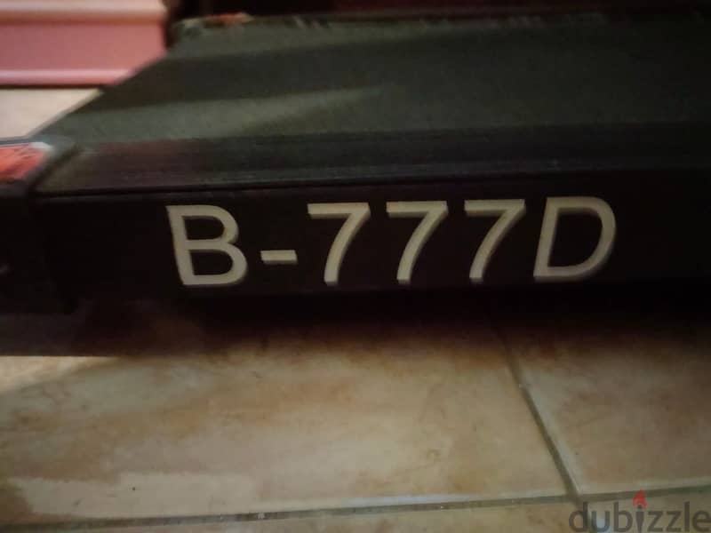 pro fit treadmill B-777D 1