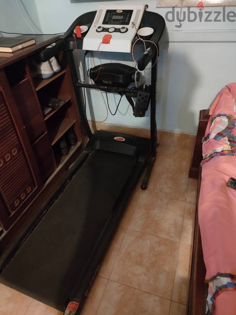 pro fit treadmill B-777D 4