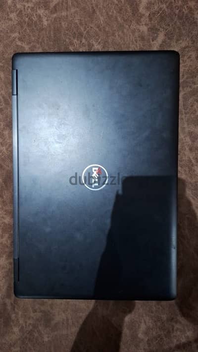 لابتوب ديل Latitude 5580 (كور i7 جيل سابع) بكارتين شاشة منهم نيفيديا