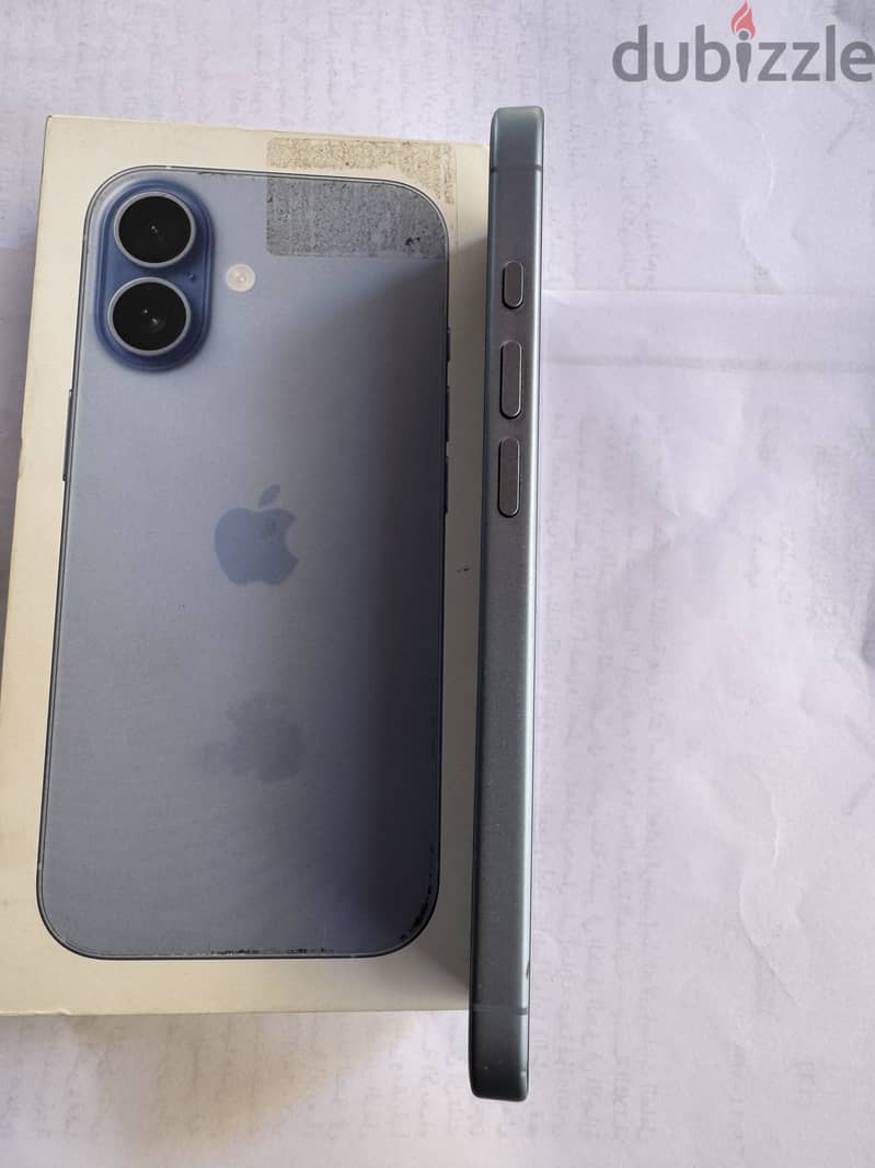 Apple - iPhone 17 3