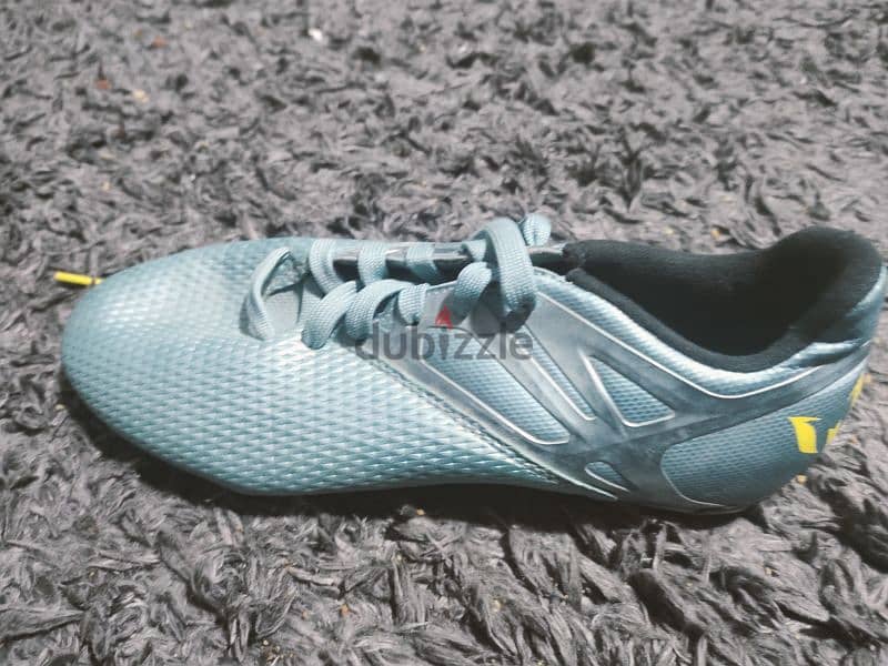 Adidas sneakers 2