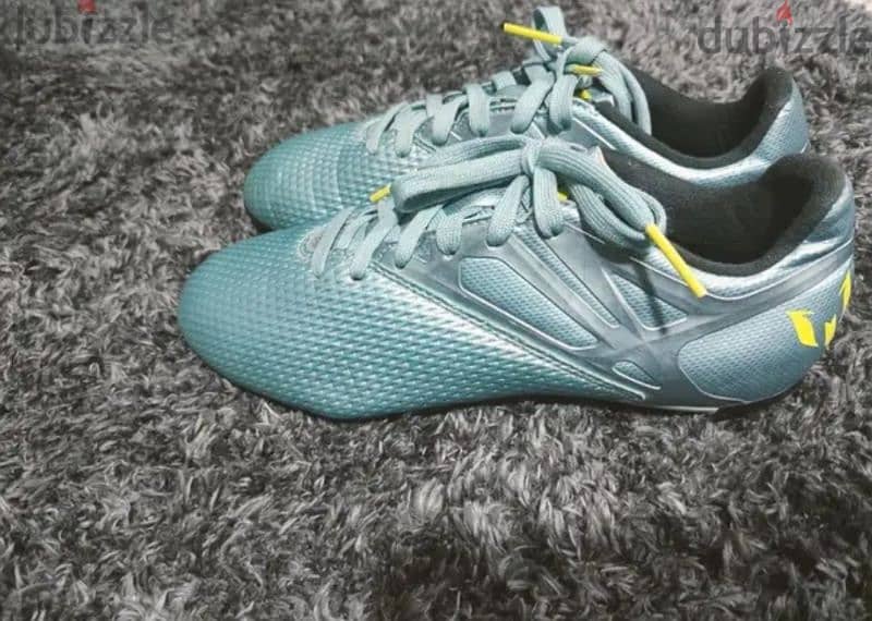 Adidas sneakers 3