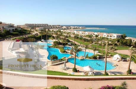 شاليه للبيع في لافيستا جاردنز العين السخنة، إطلالة بحر وبول مميزة، موقع استثنائي، وأفضل قيمة مقابل السعر.