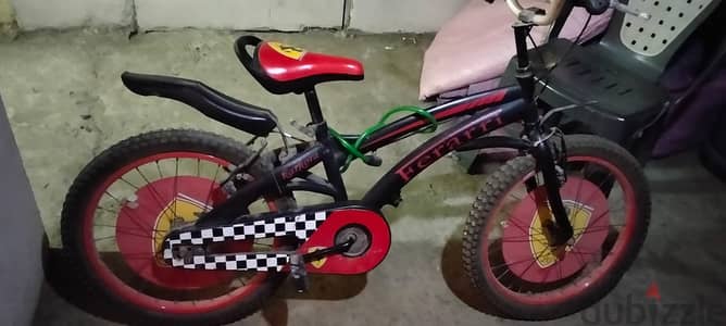 عجلة Ferrari مقاس 16، حالة ممتازة