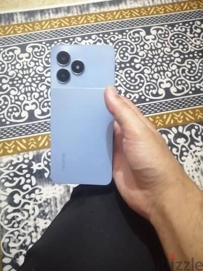 ريلمى نوت 50