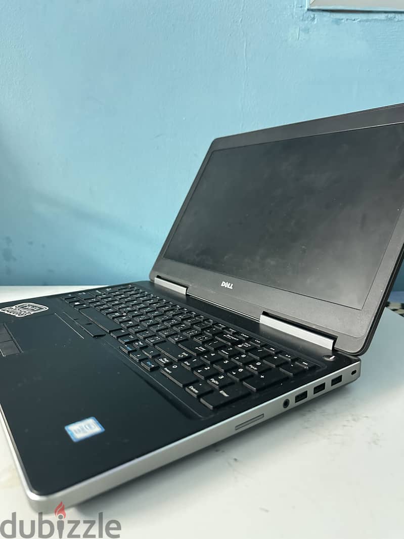 Dell precision 7520 4