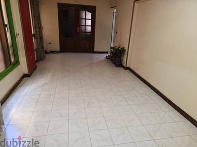 شقه إدارى أو سكنى
