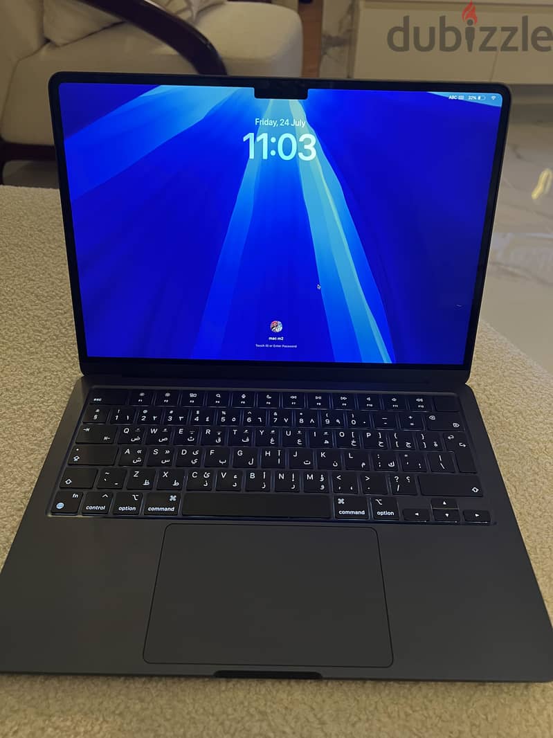 Macbook air m2 13 inch 1
