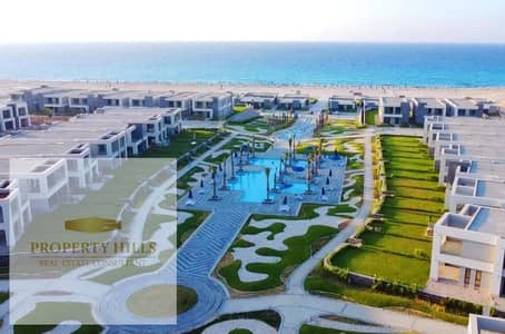 فرصة مميزة لامتلاك شاليه في لافيستا رأس الحكمة، أول صف على البحر، إطلالة ساحرة، استلام فوري وخصم خاص على الكاش.