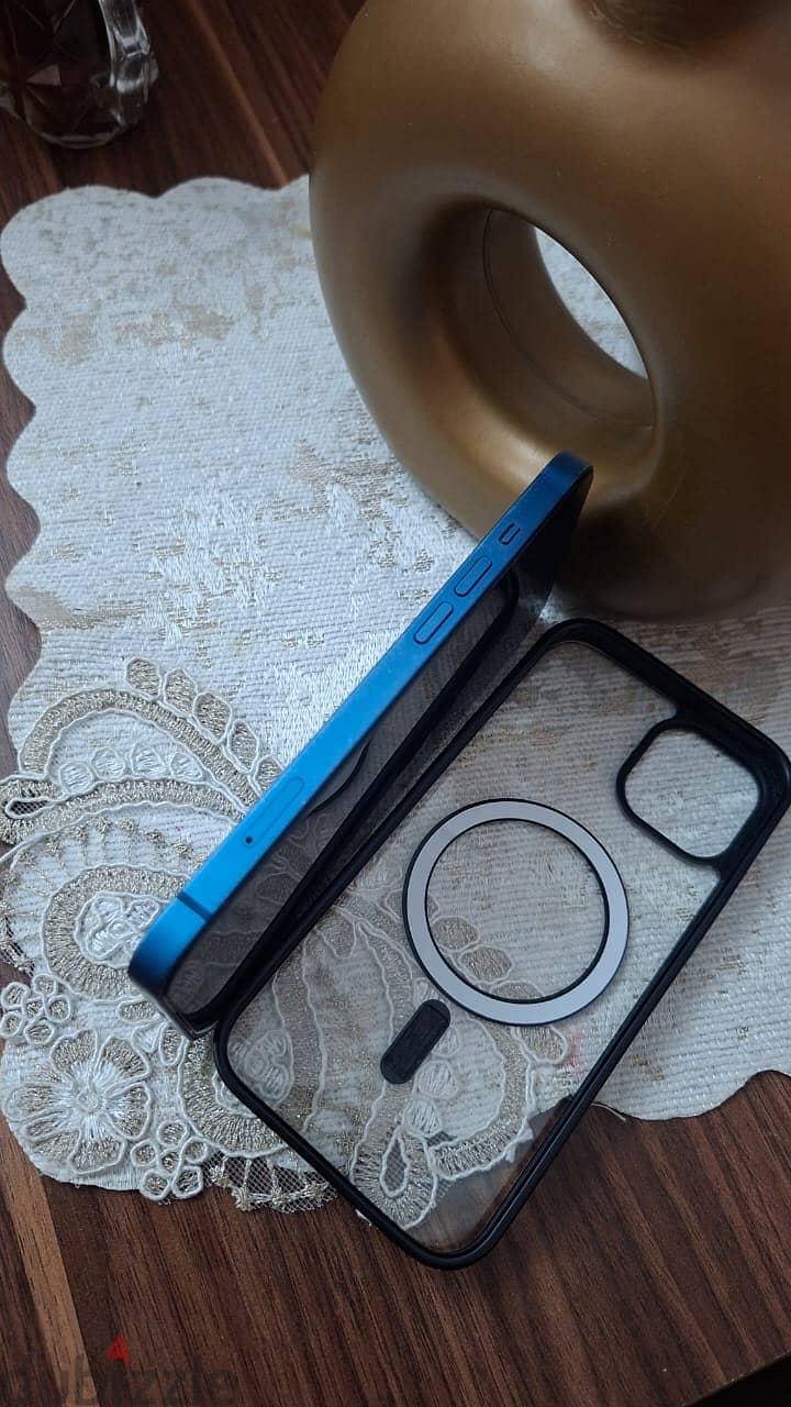 Apple - iPhone 13 2