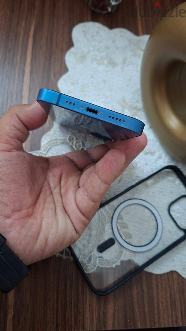 Apple - iPhone 13 4