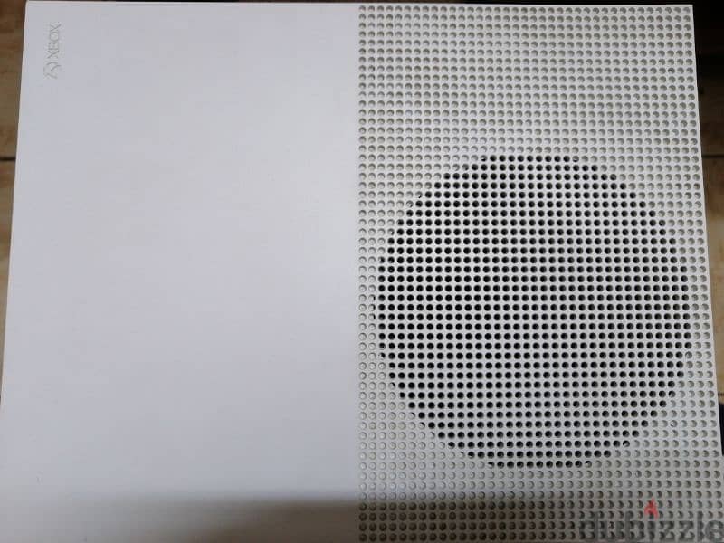 Xbox one s 3