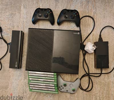xbox one 500gb + controllers + kinect + extra cds