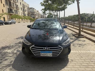 هيونداي إلينترا 2017