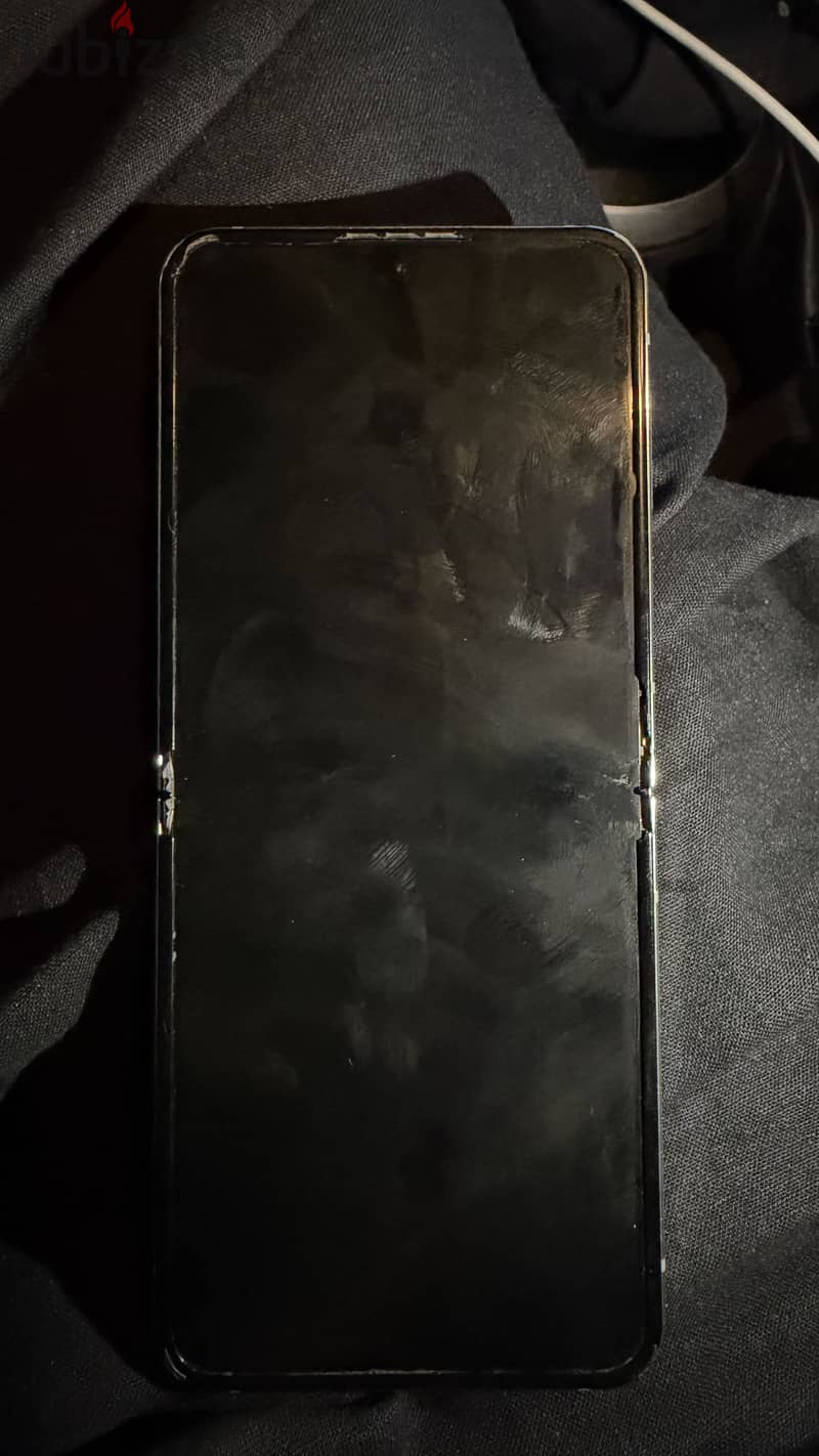 Samsung Z Flip 5 3