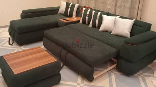 ركنه تدخل القلب مبطنه بشكل مريح سعرها ممتاز لون أسود غامق و فيه توصيل