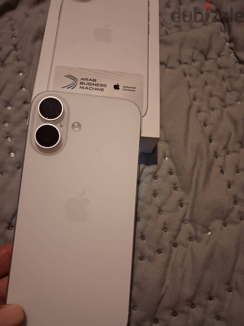 Apple - iPhone 16 4