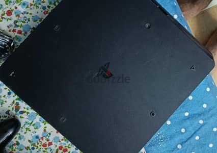 ps 4 slim used . . . zero