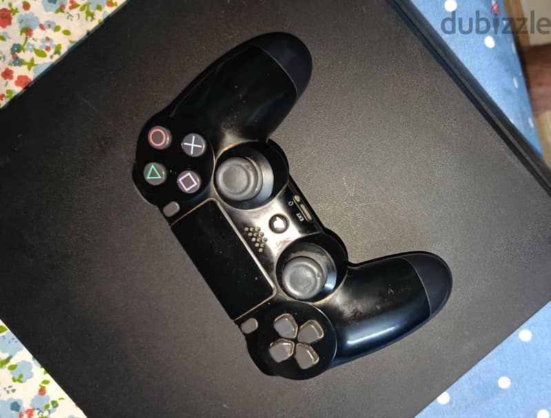 ps 4 slim used . . . zero 1